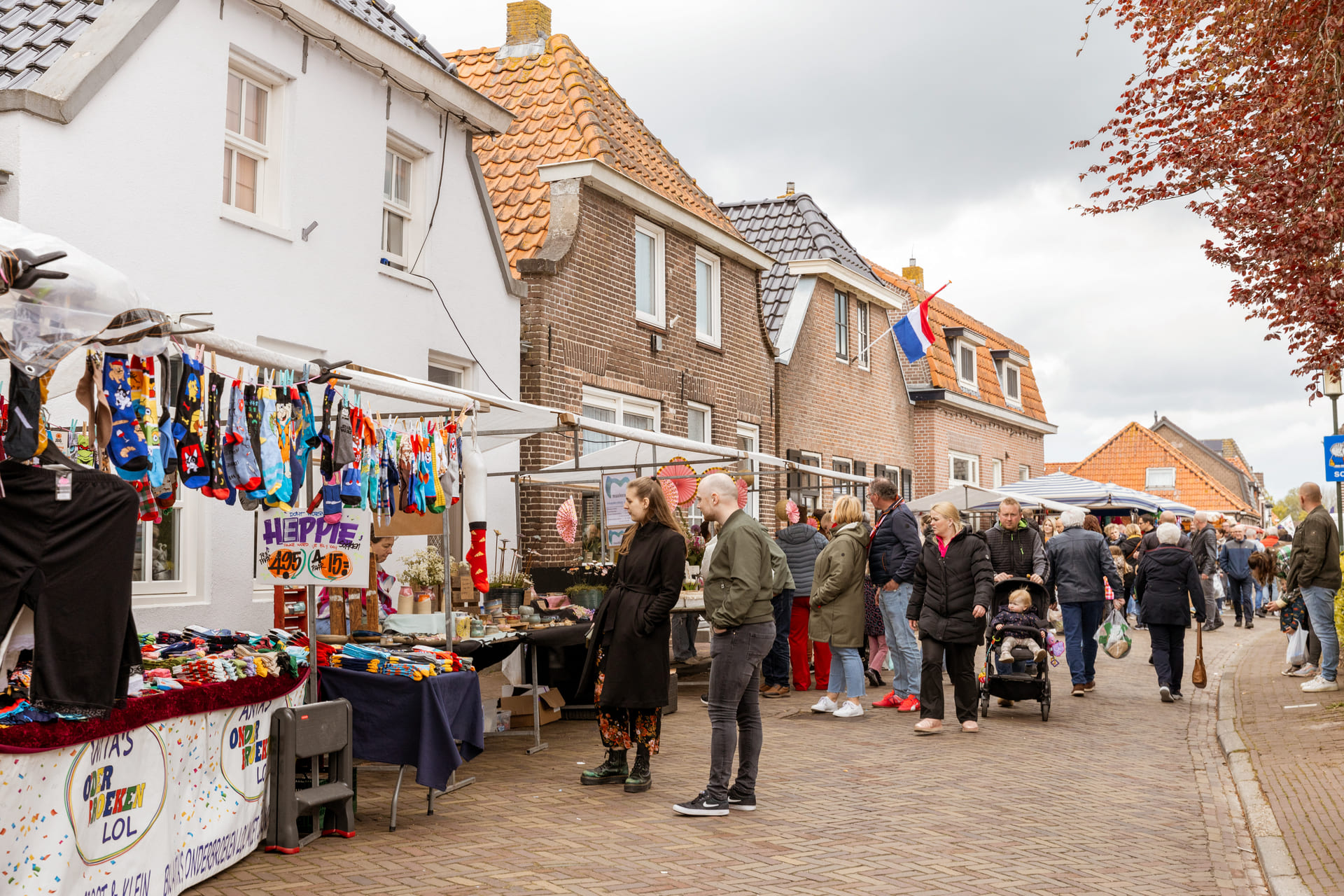 Sfeerbeeld Kloostermarkt Bezoekers